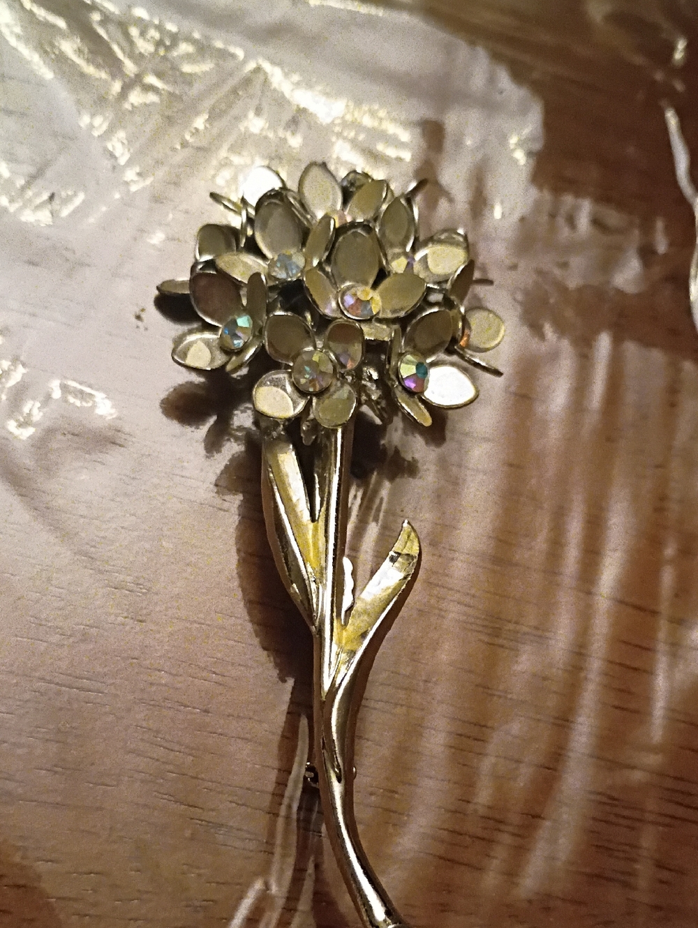 Gold Floral Crystal Brooch - Elegant Women’s Accessory